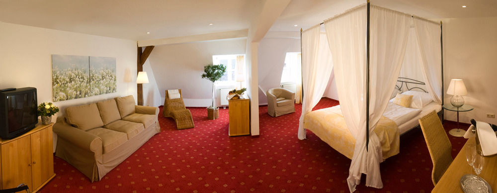Landgasthof Und Hotel Weisser Lowe Eckental Eksteriør bilde