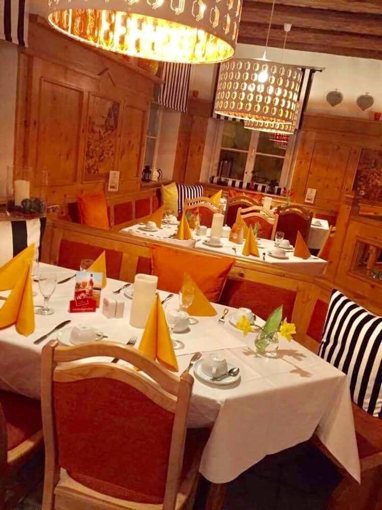 Landgasthof Und Hotel Weisser Lowe Eckental Eksteriør bilde